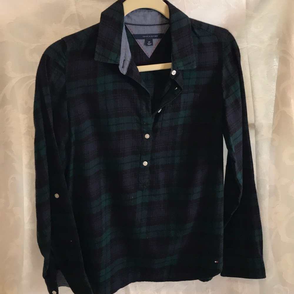 Tommy Hilfiger plaid